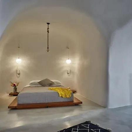 Blue Ion - Two Separate Cave Villas Villa