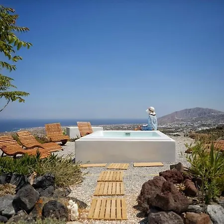 Blue Ion - Two Separate Cave Villas Imerovigli (Santorini)