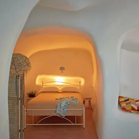 Blue Ion - Two Separate Cave Villas